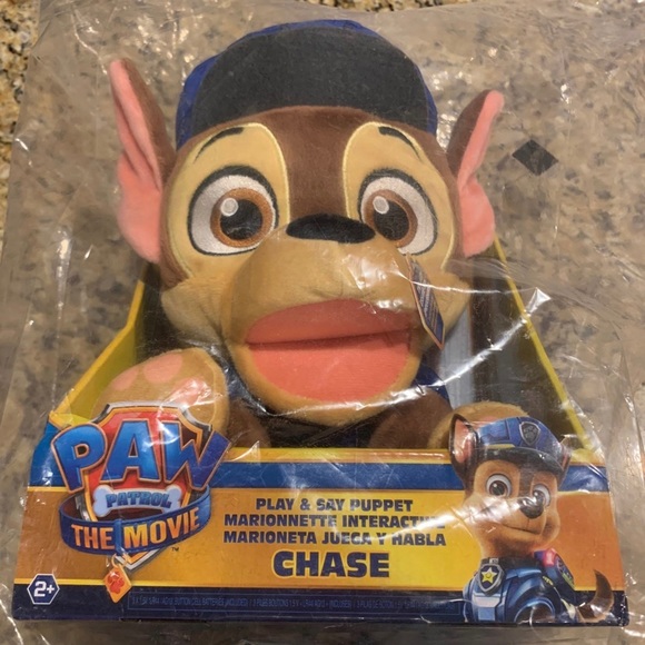 Paw Patrol The Movie NWT Play and Say Chase Puppet - Picture 1 of 4